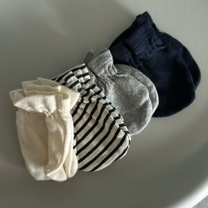 Burt’s Bees Baby Mitts - Set of 4